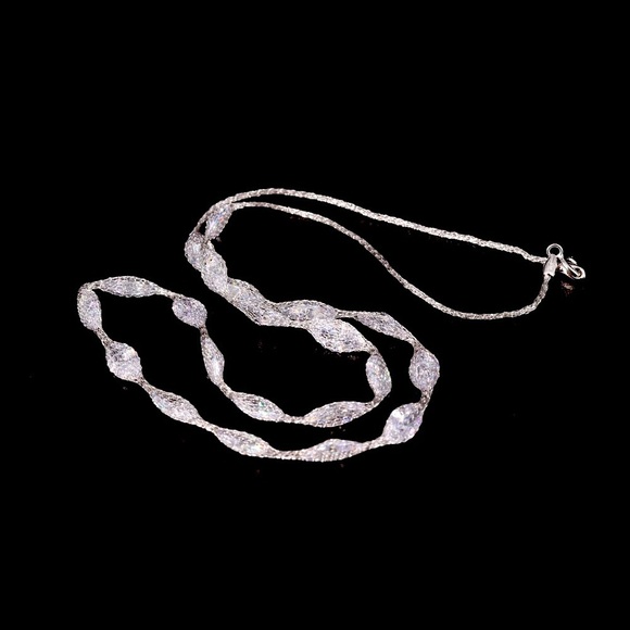 Solid 14K White Gold Mesh Web DQCZ Station Necklace - Picture 2 of 6